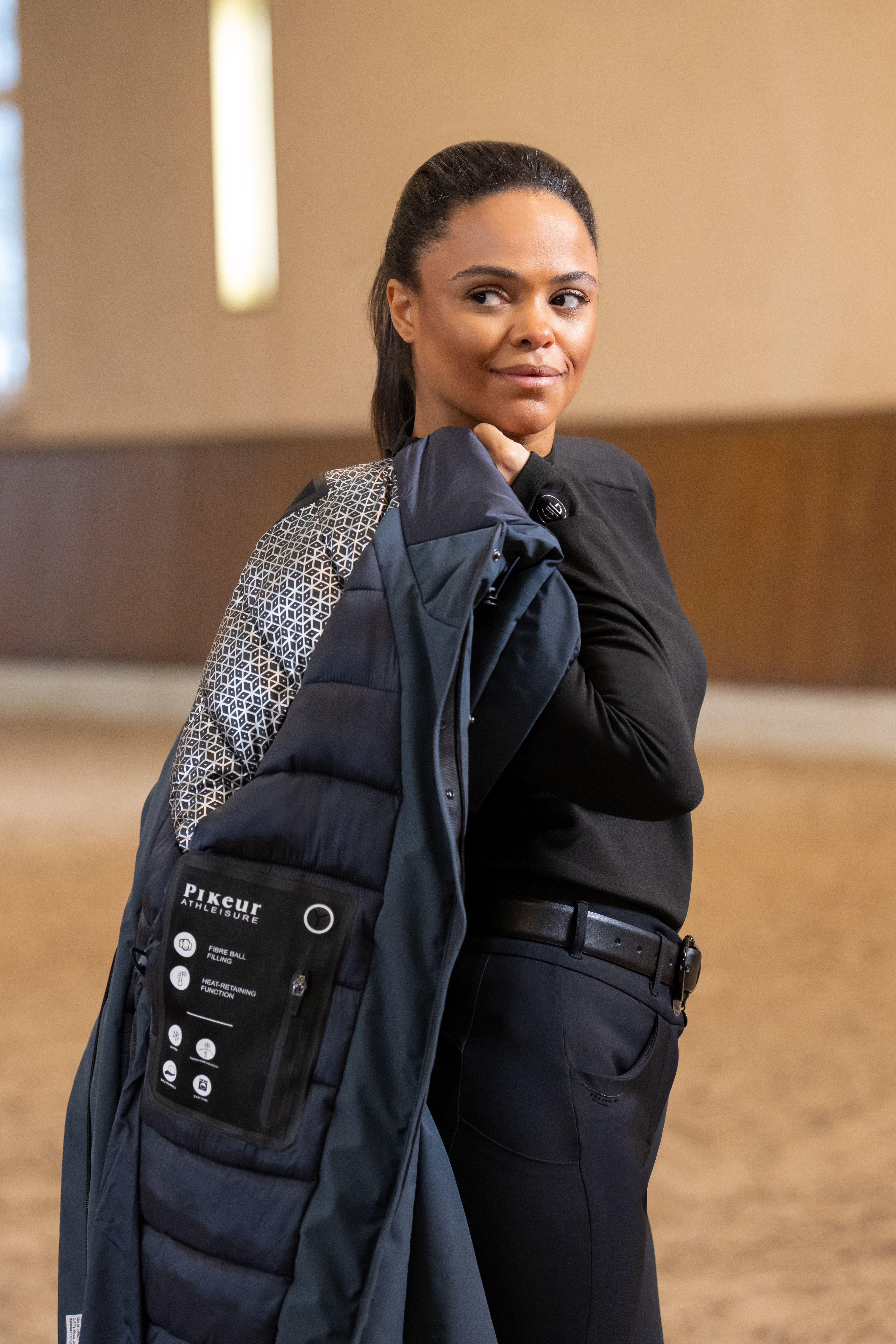 Mantel Damen Athleisure