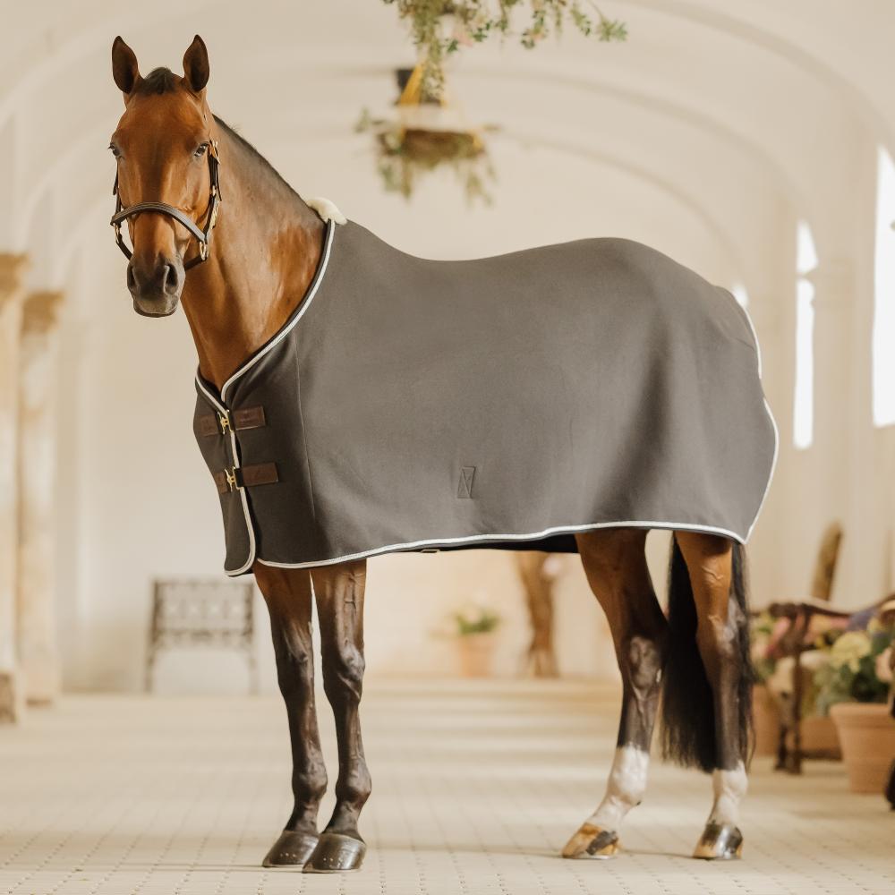 Abschwitzdecke Show Vegan Wool