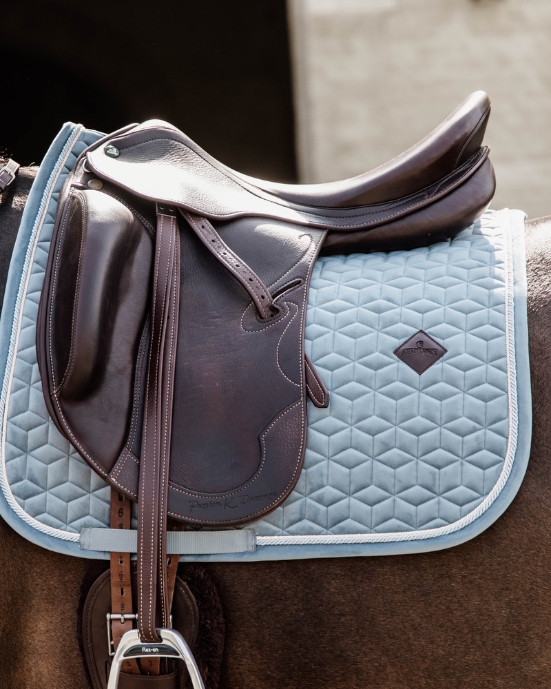 Velvet dressage saddle pad