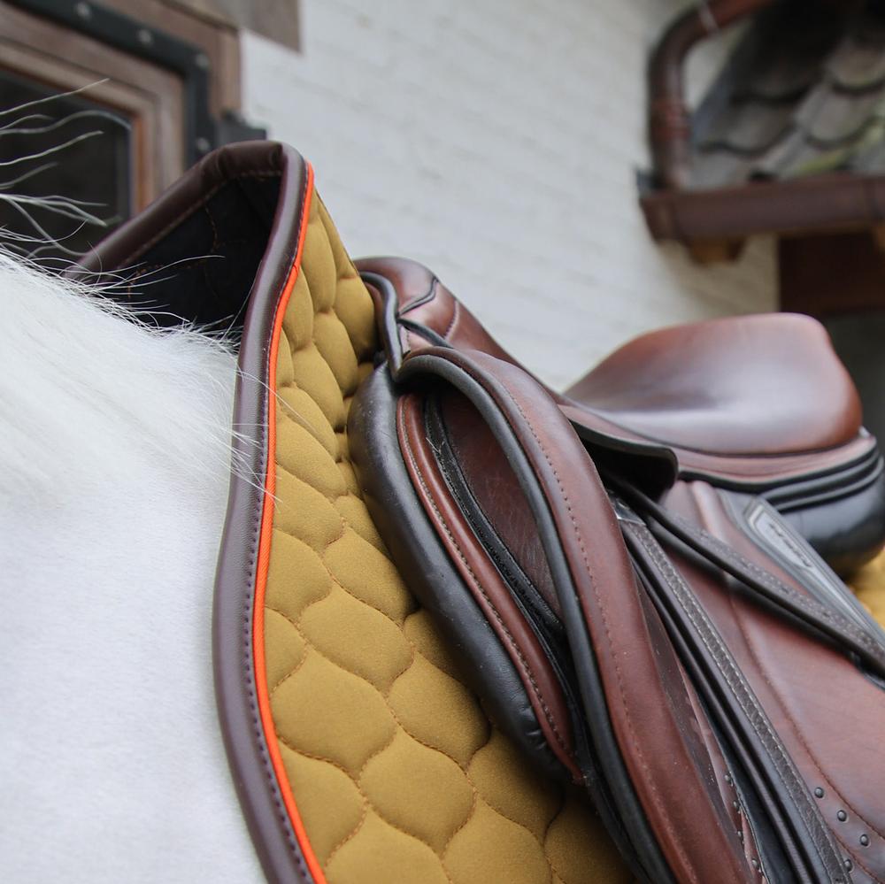 Tapis de selle Onion Quilt cuir Neon