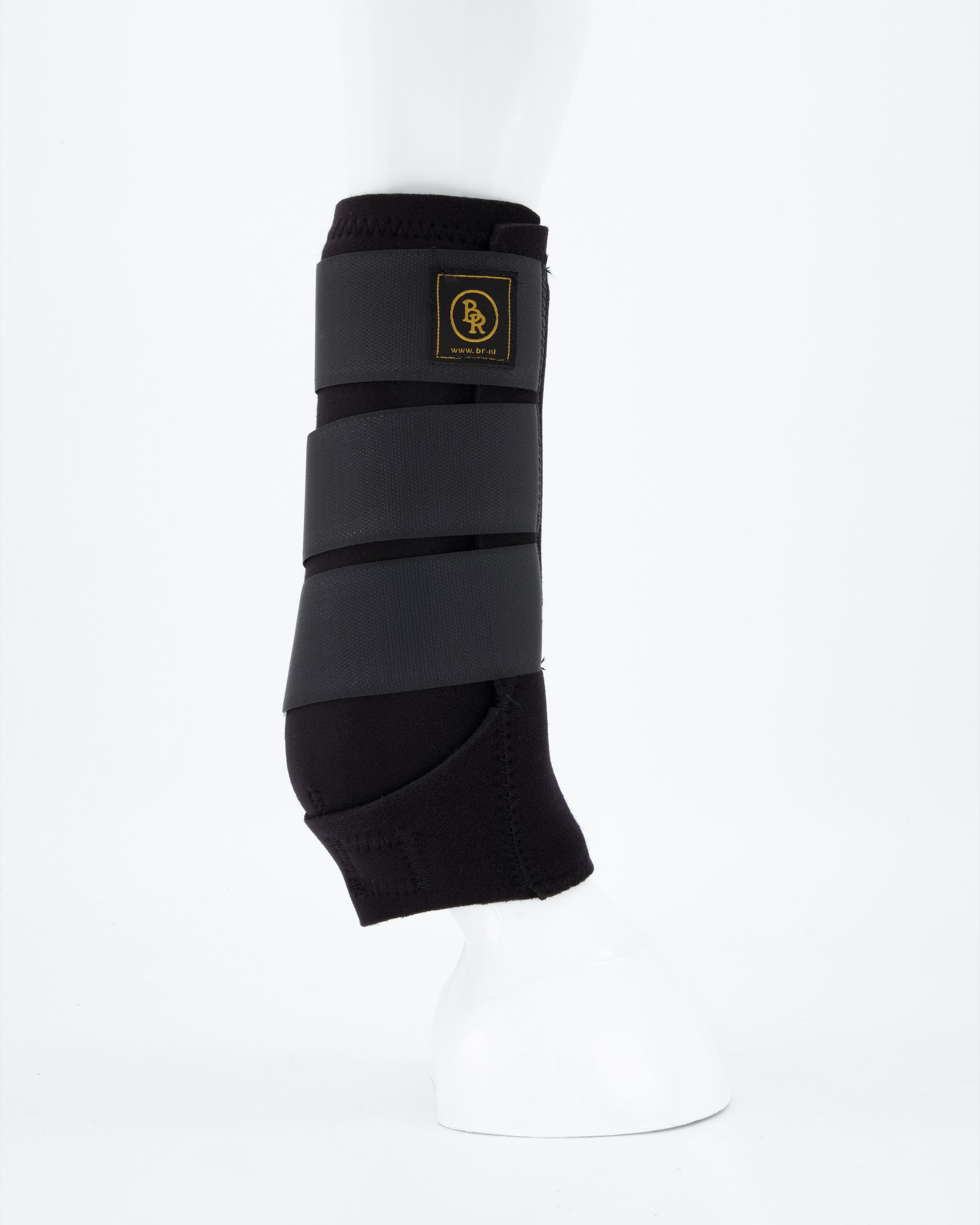 Neoprene gaiters in black