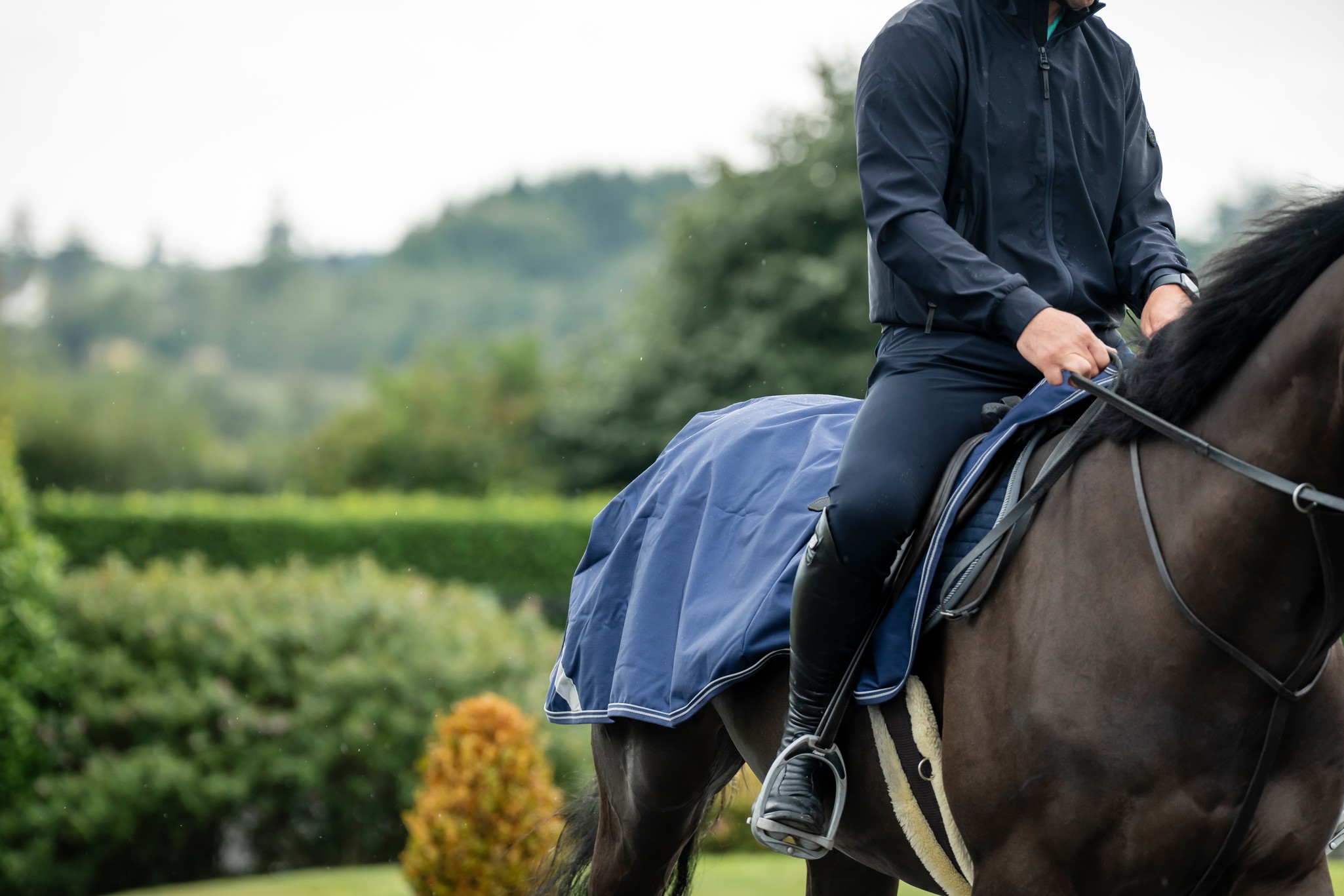 Nierendecke Riding Rug in Navy
