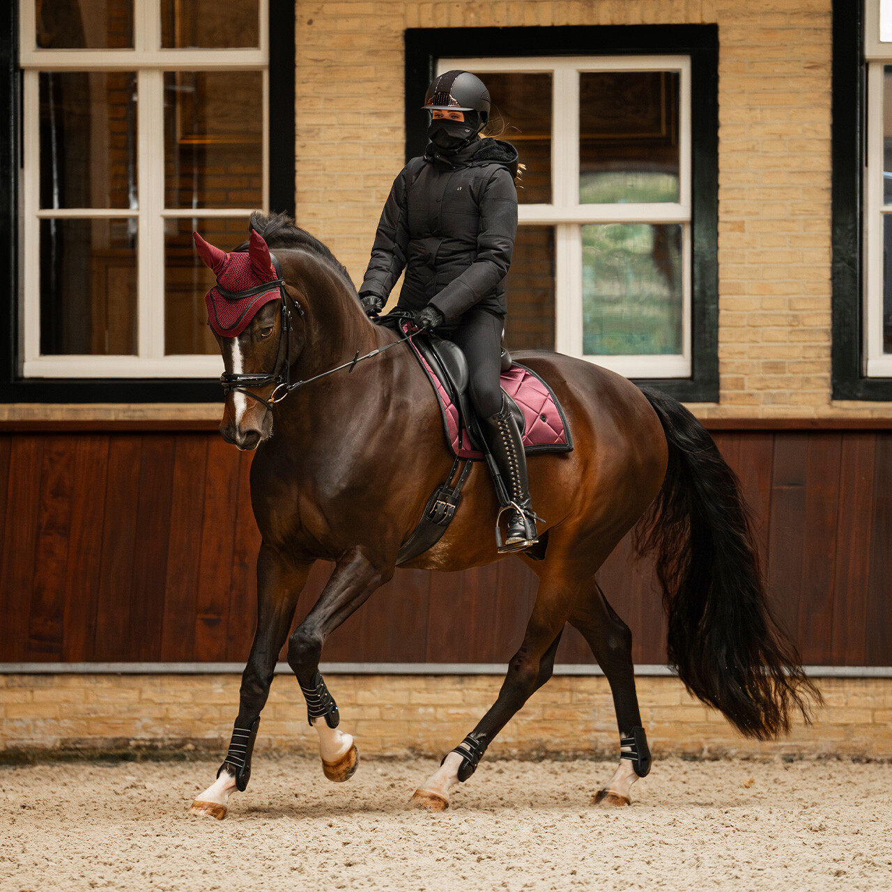Rayah winter jacket with detachable sleeves