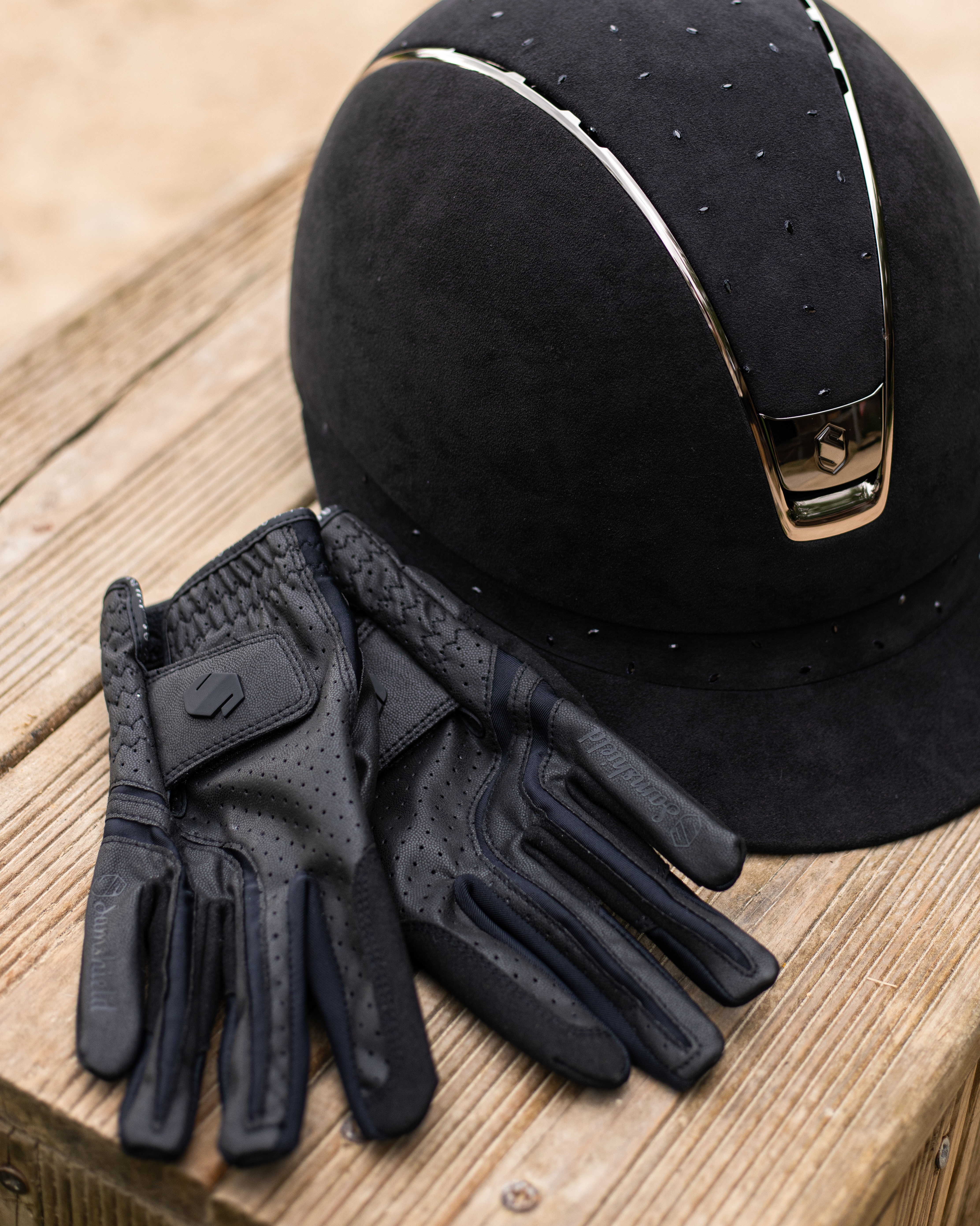 Riding glove V-Skin Hunter Blason Matt Black in black
