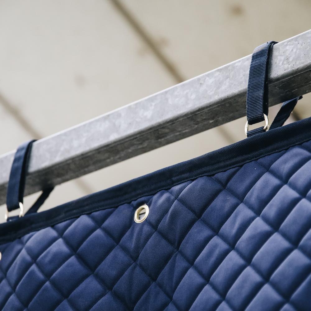 Waterproof stable curtain