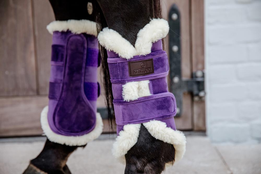 Brushing Boots Velvet Contrast