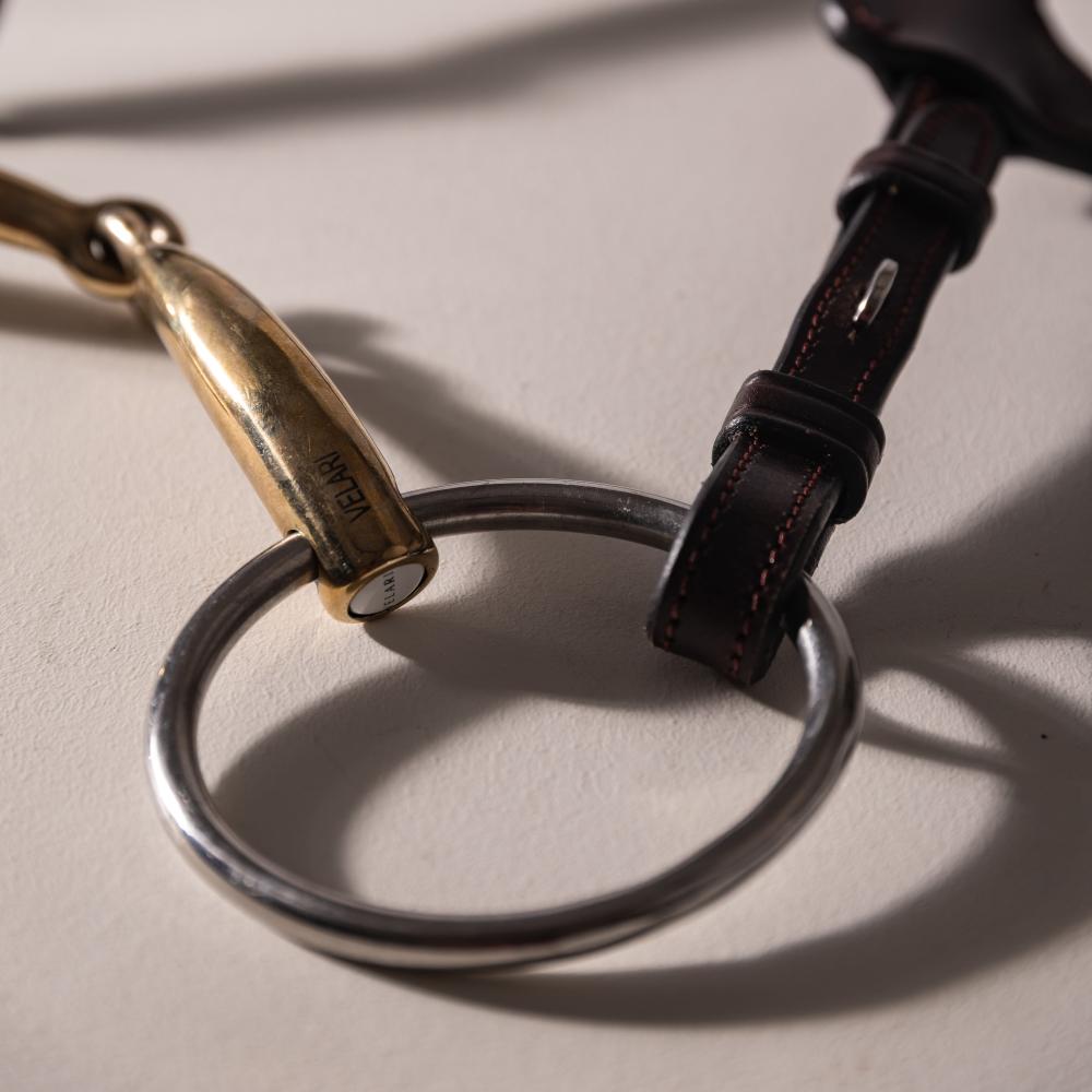 Einfach gebrochene Wassertrense Edelstahl