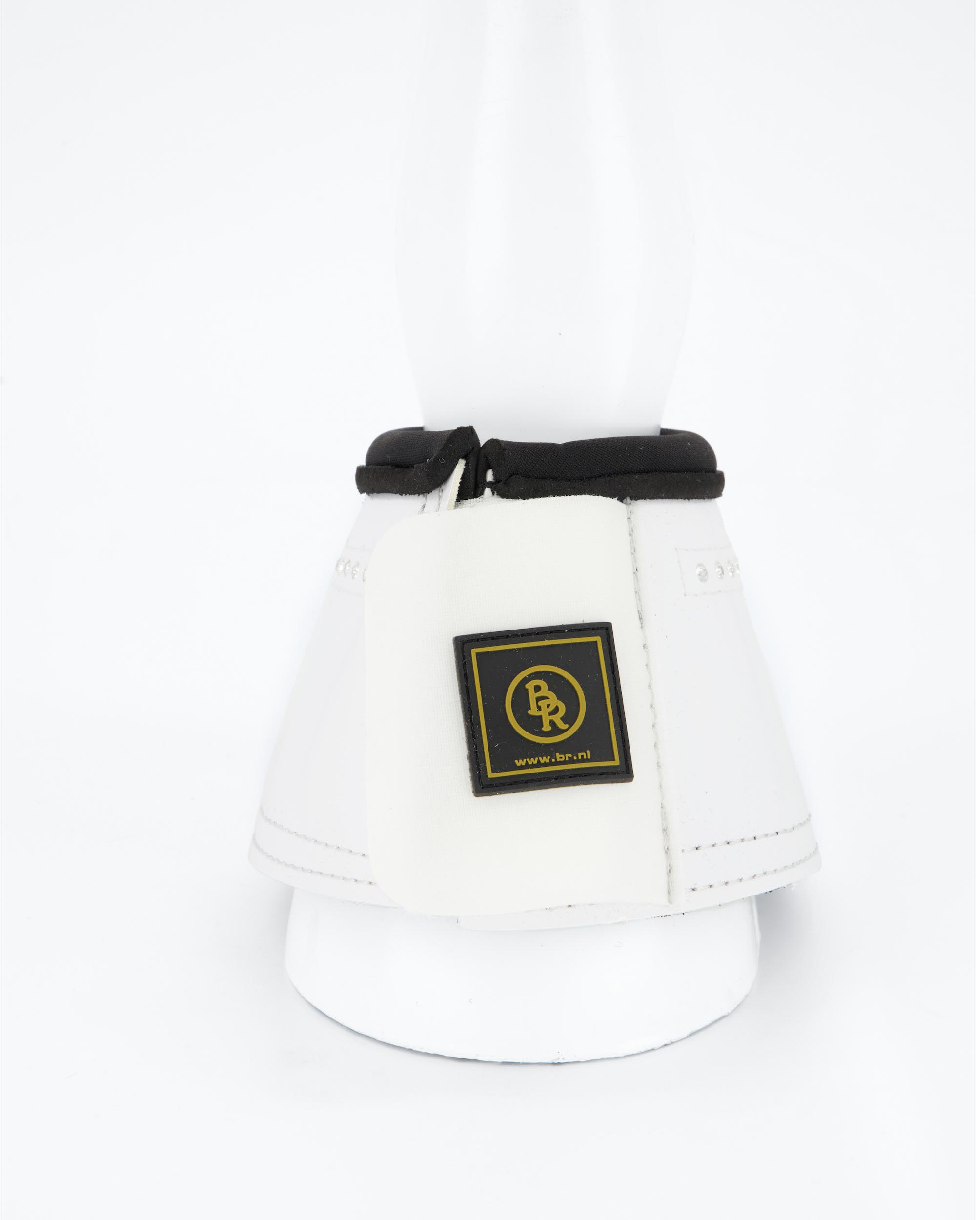 Hoof bells Glamour Lacquer in white