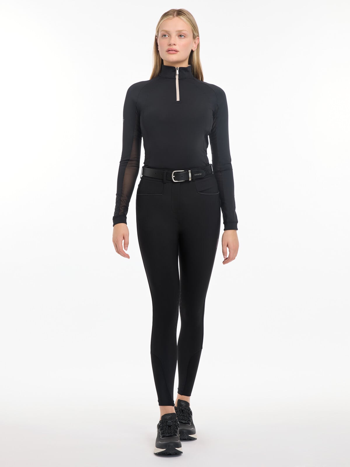 Isabelle Reithose Kniebesatz