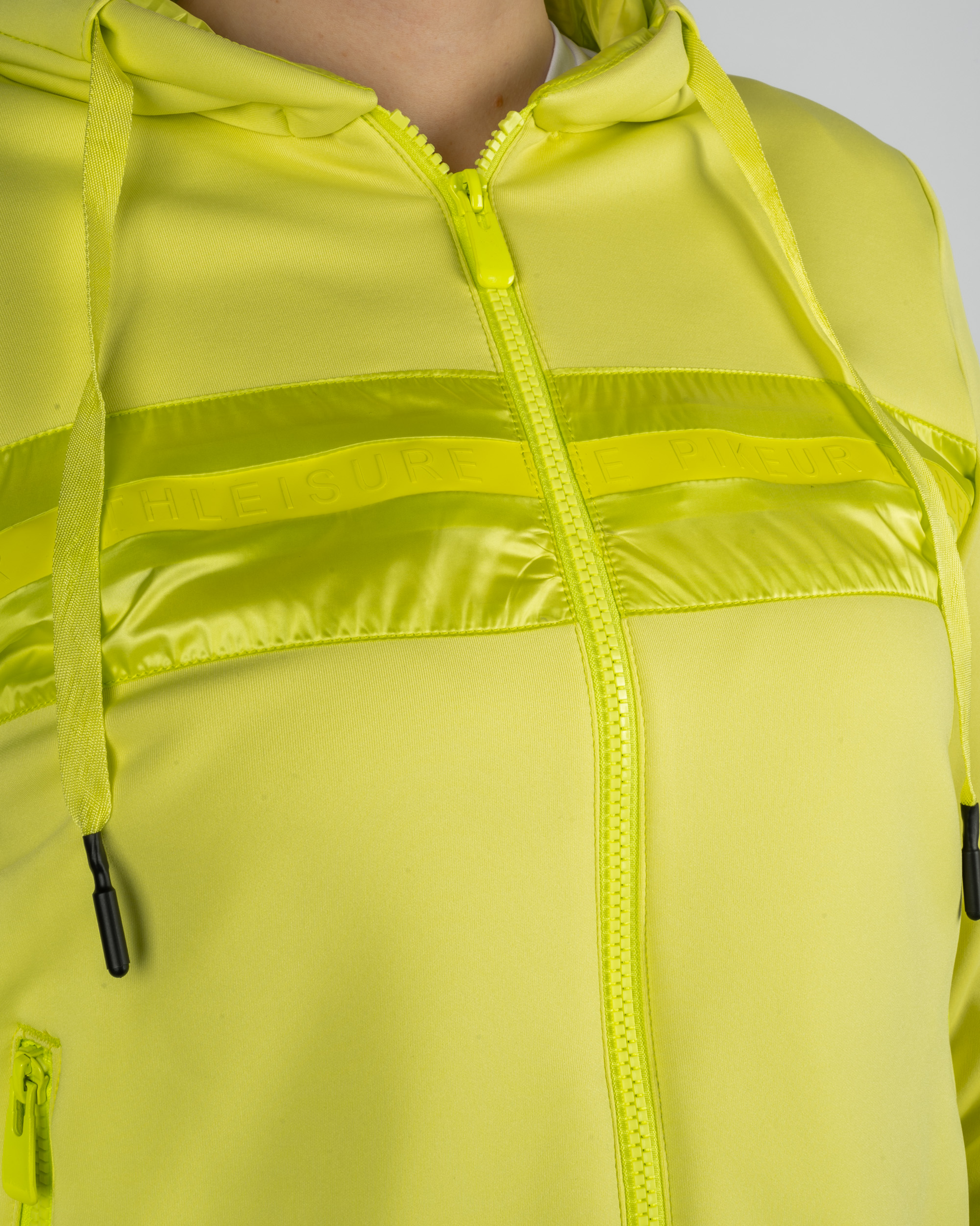 Women's tech fleece athleisure jacket