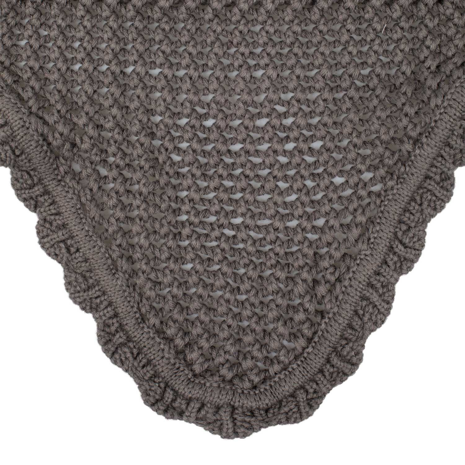 Gestrickte Fliegenhaube mit elastischen Ohren