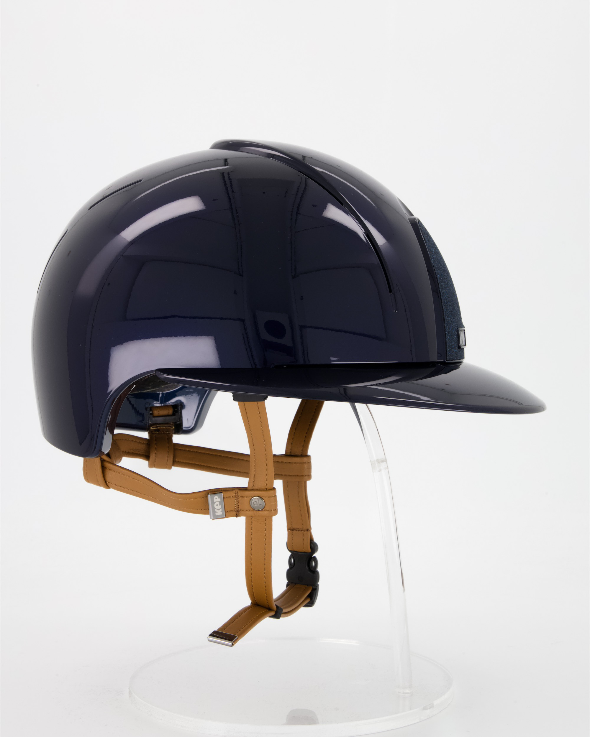 Reithelm Smart Nova Polish Polo Star mit beigen Kinnriemen