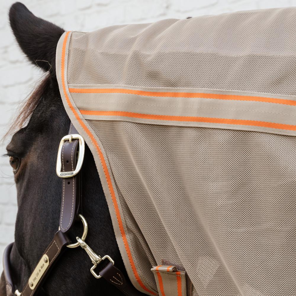 Comfort fly rug