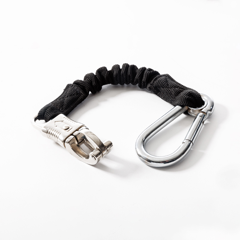 Attache avec élastique