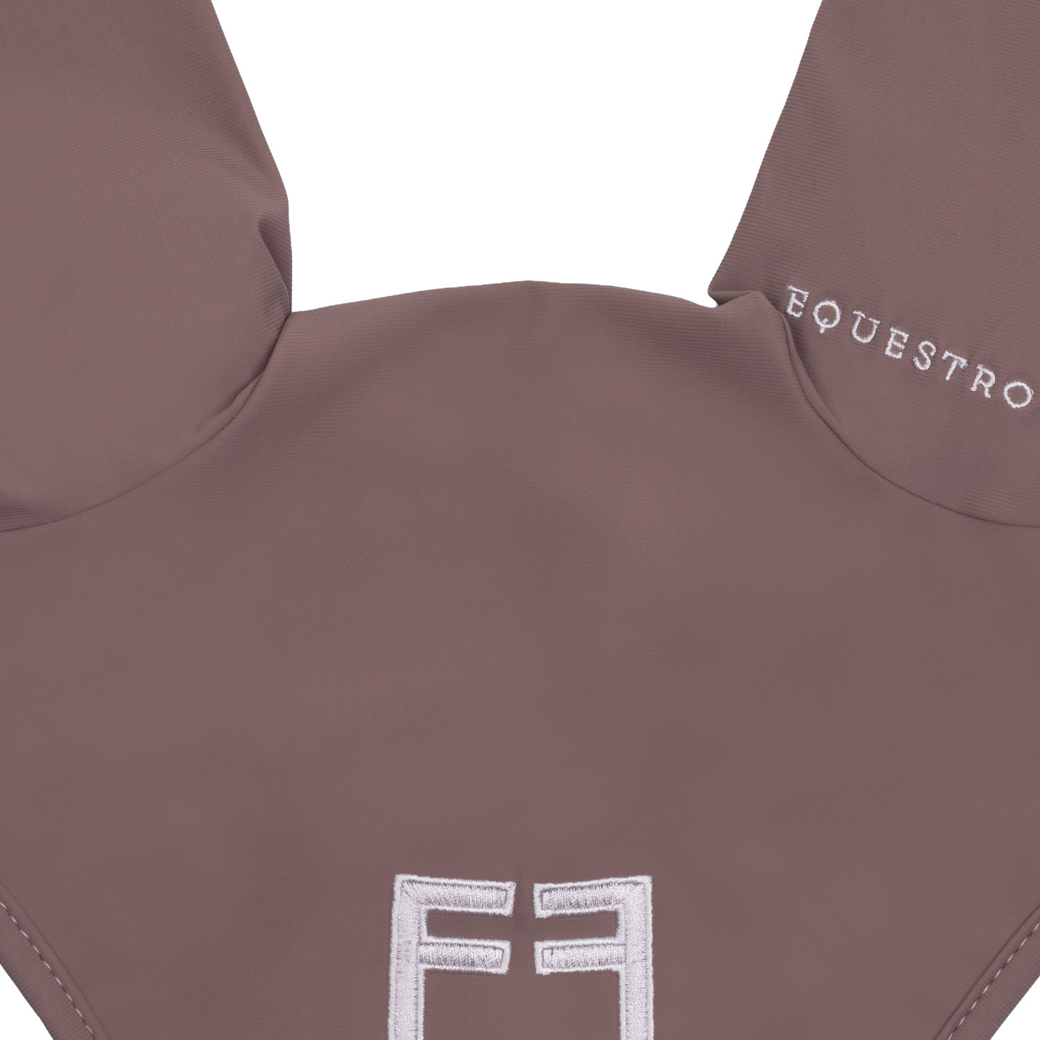 Fliegenhaube aus Funktionsgewebe mit kontrastierendem Logo