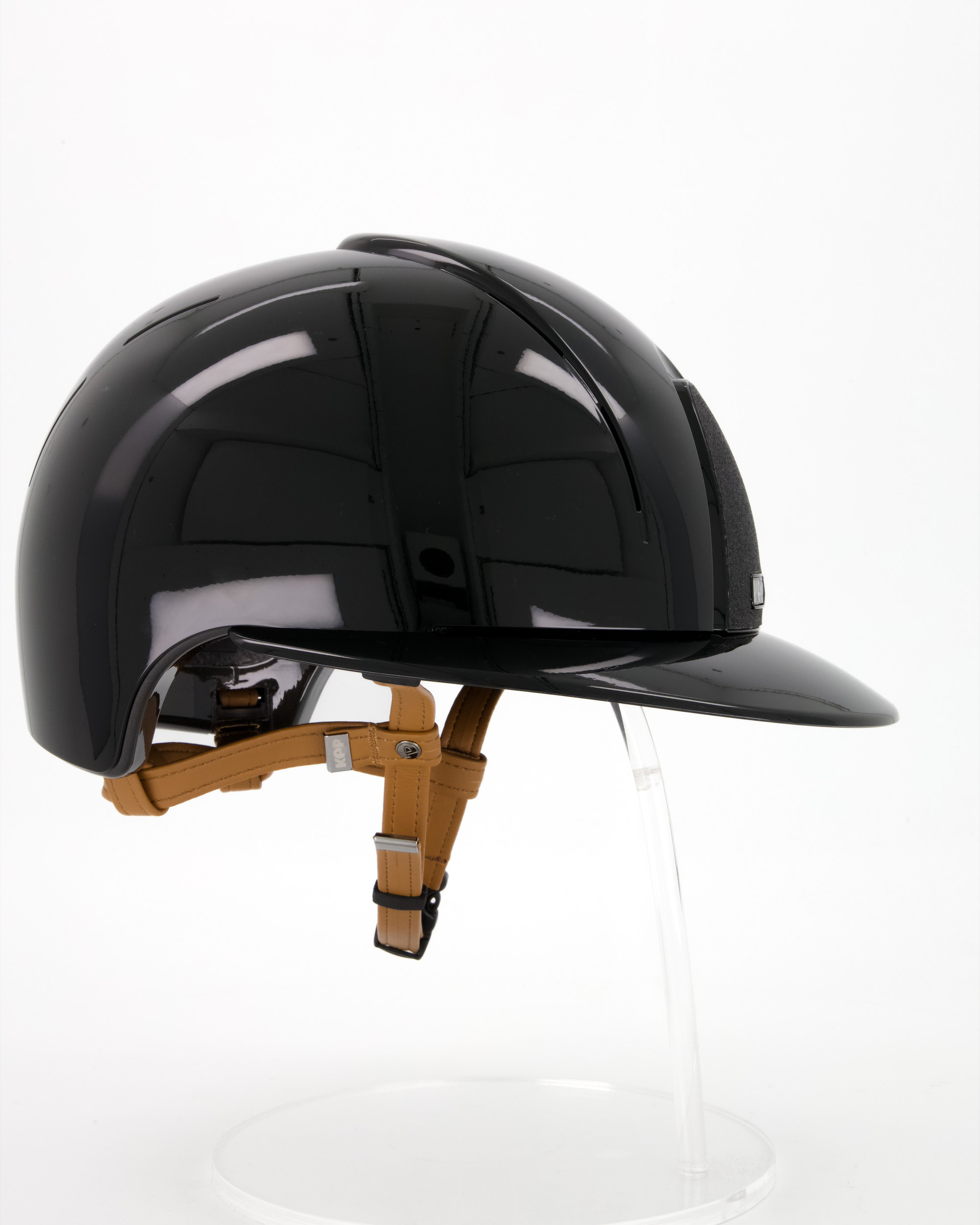 Reithelm Smart Nova Polish Polo Star mit beigen Kinnriemen