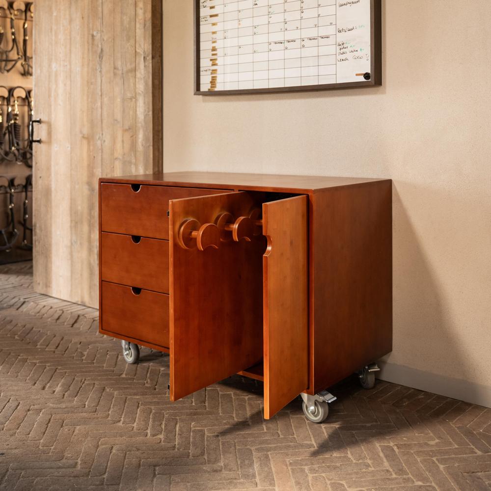Saddle cabinet with 3 drawers and bridle rack