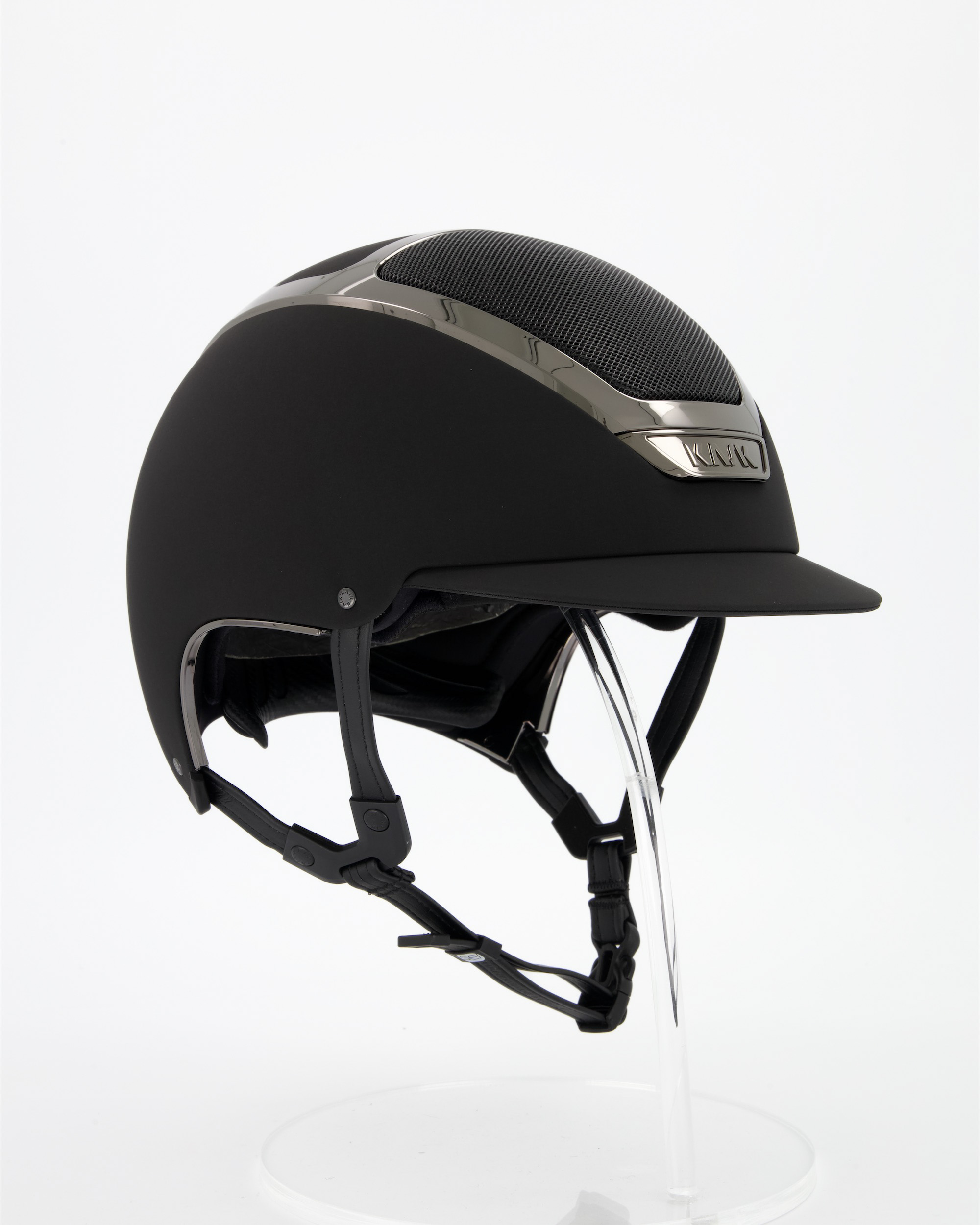 Dogma Chrome riding helmet