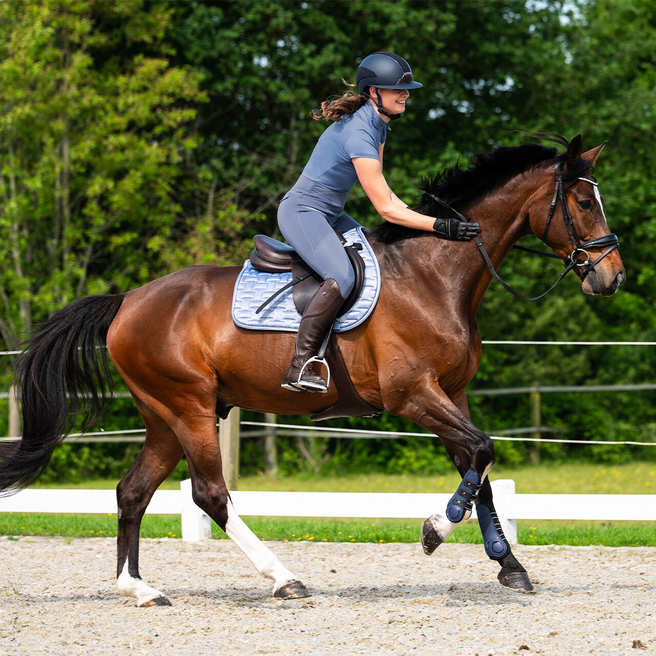 Schabracke Aubree in misty blue