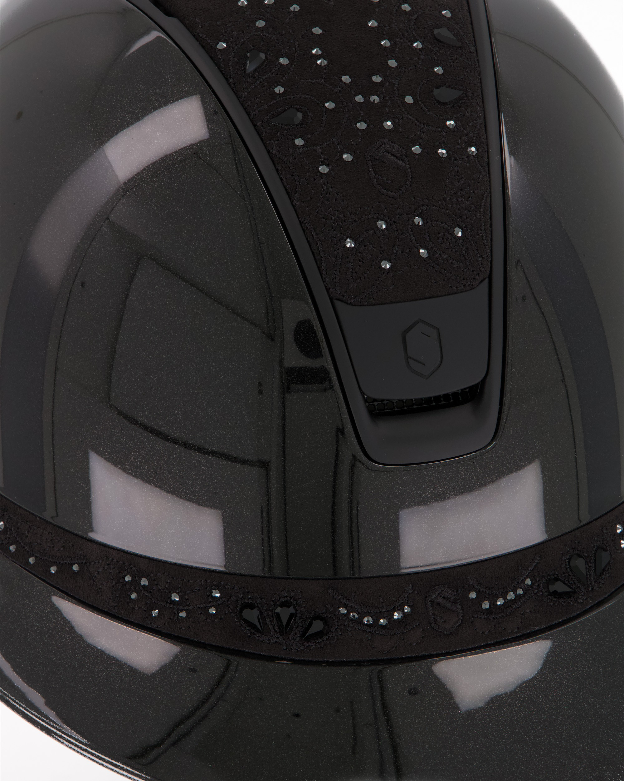 Reithelm 2.0 Miss Shield Shadowglossy, Top u. Frontal Band Crystal Bloom, Trim u. Blason matt black in schwarz