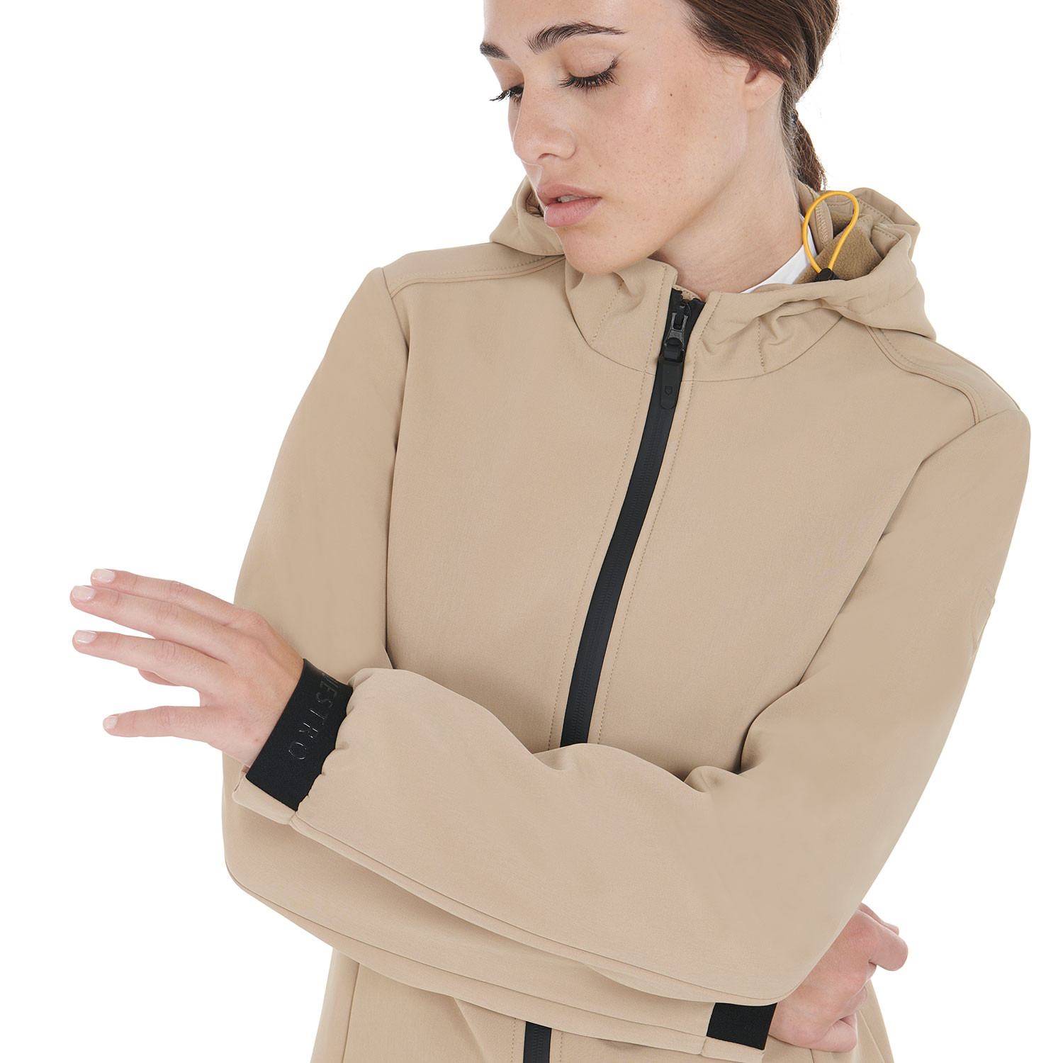 Taillierte Softshell-Jacke mit verdeckten Taschen