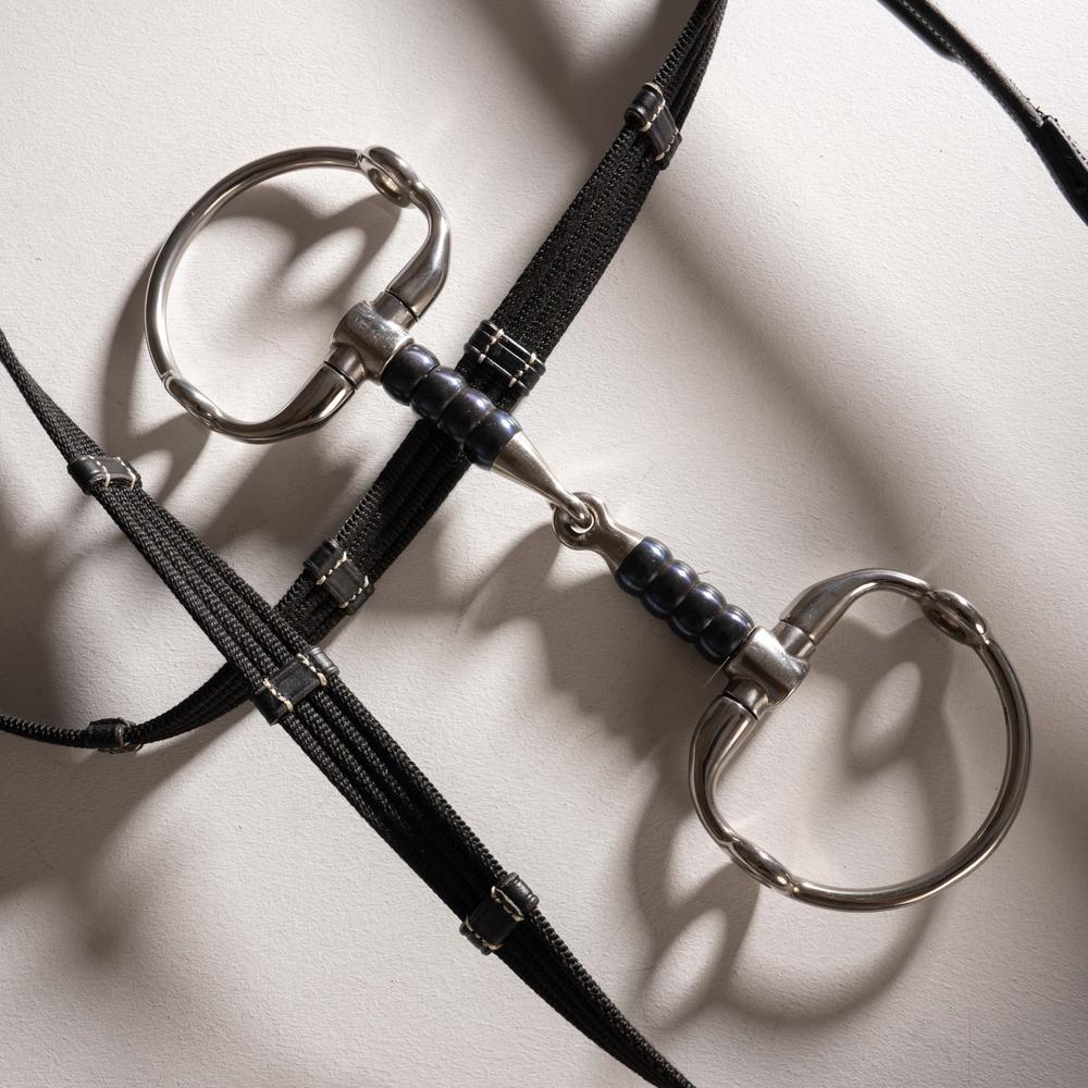 Filet gag cuir avec Eggbutt et simple brisure avec Cherry Roller Sweet Iron