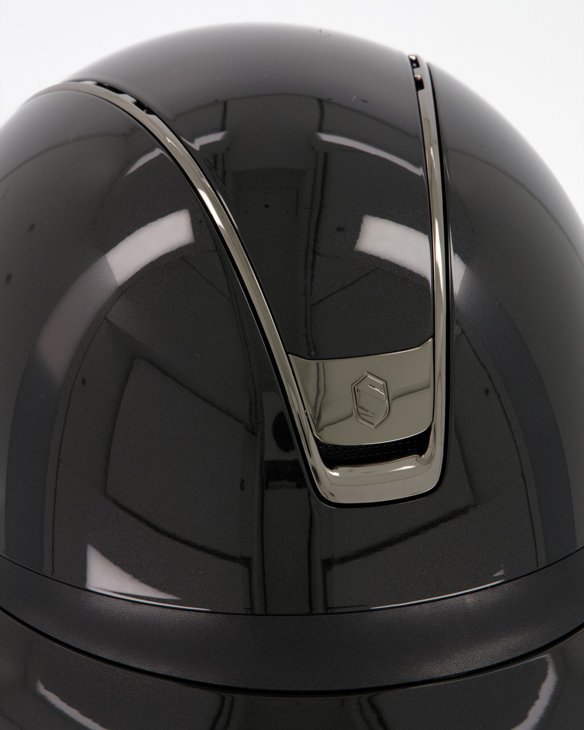 Riding helmet 2.0 Miss Shield Shadowglossy Chrome Black in black