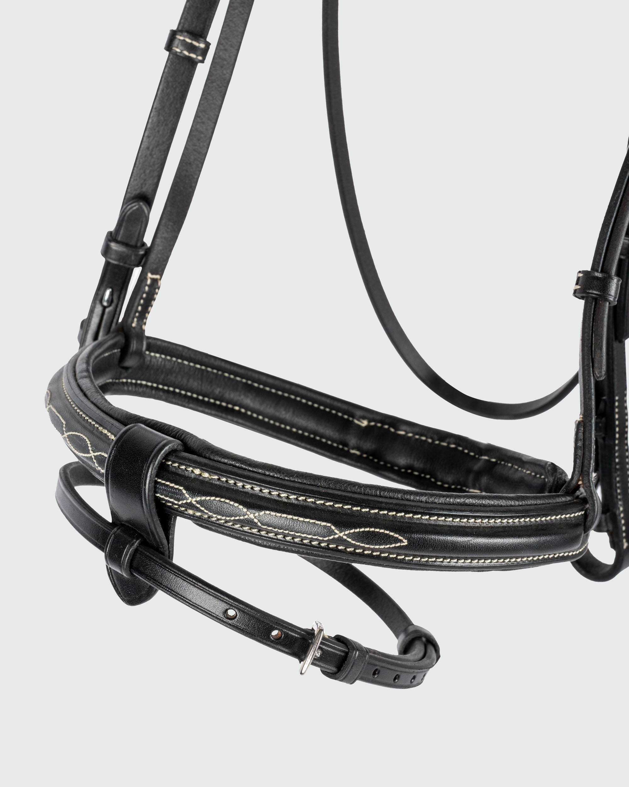 Springtrense Marcus Ehning Englisch in schwarz