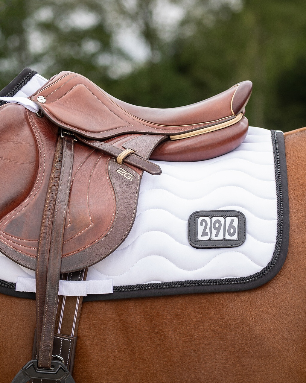 Saddle pad with start numbers