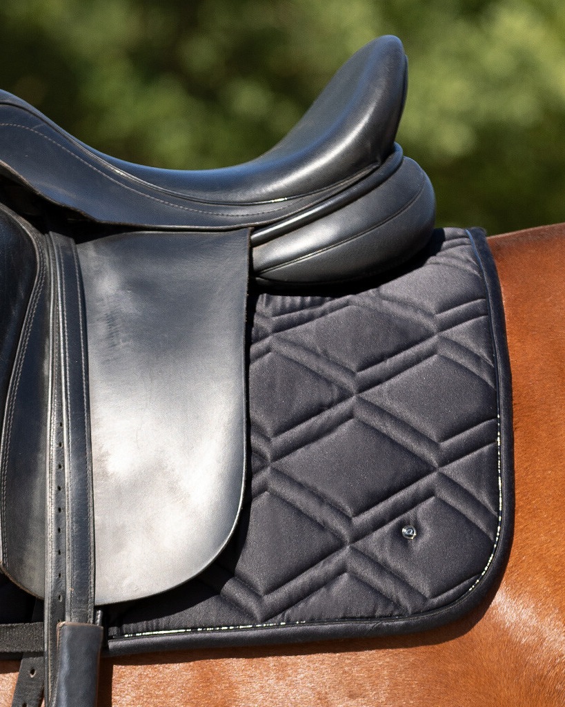 Djune saddle pad