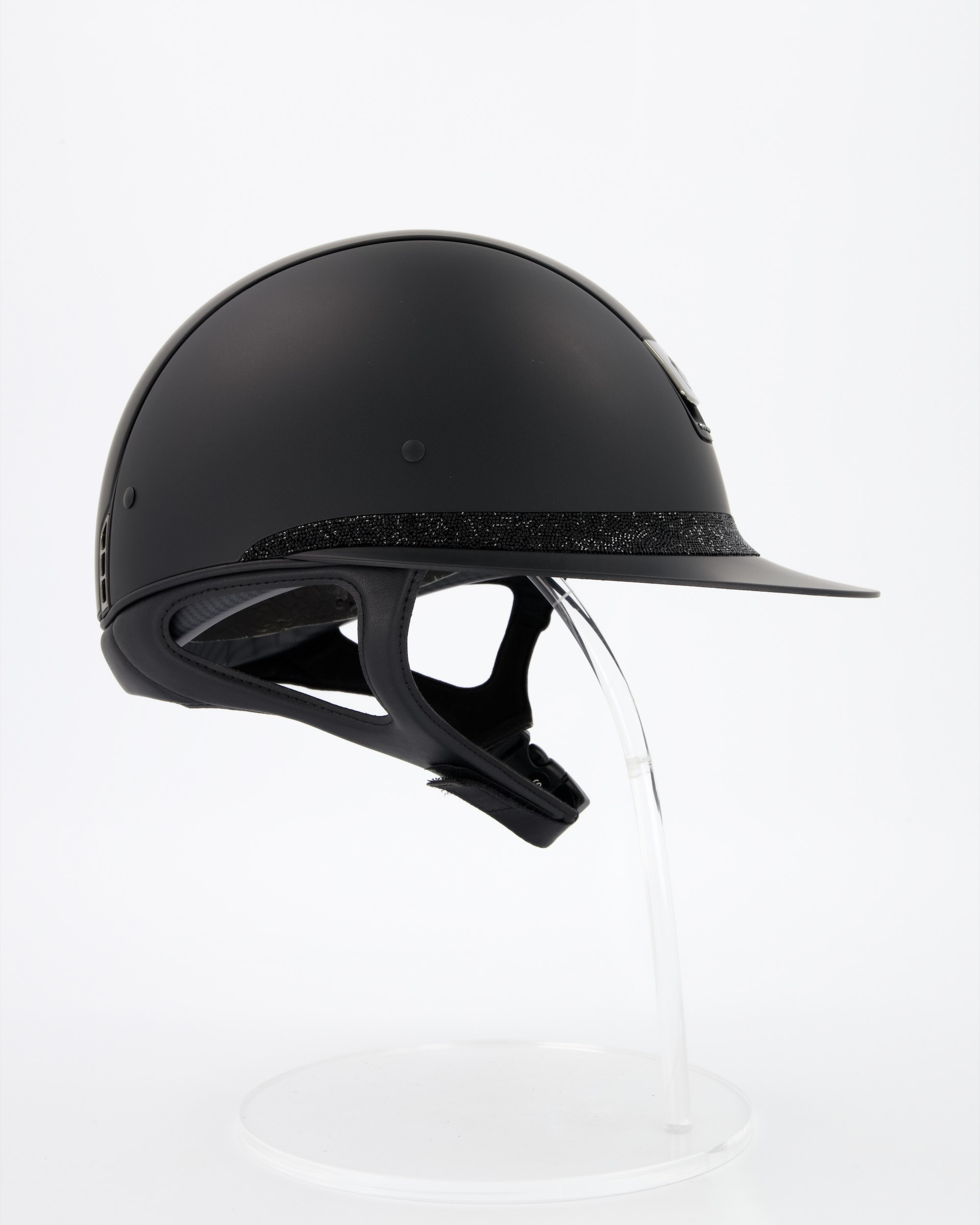 Reithelm Miss Shield Frontal Band Ultra Fine Rock Black, Trim Matt Black, 5 Swarovski Crystal Black, Blason Chrome Black in schwarz