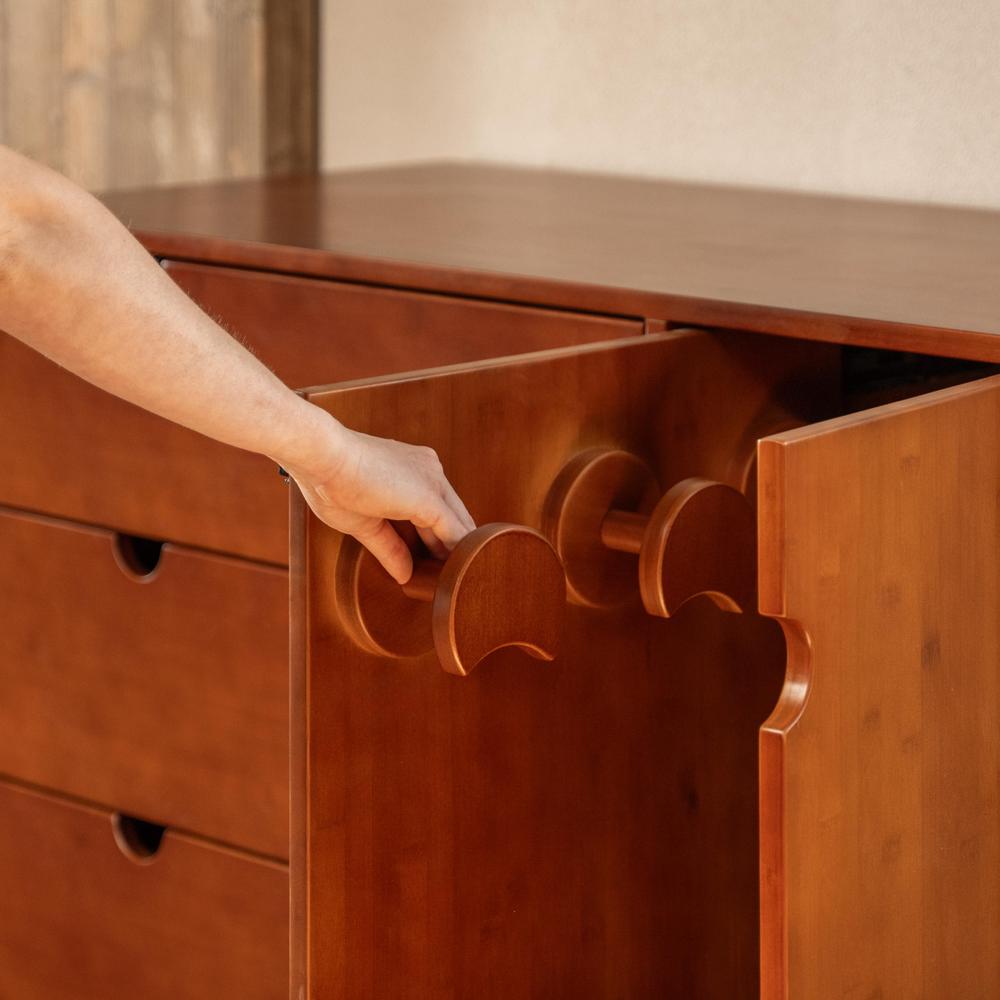 Saddle cabinet with 3 drawers and bridle rack