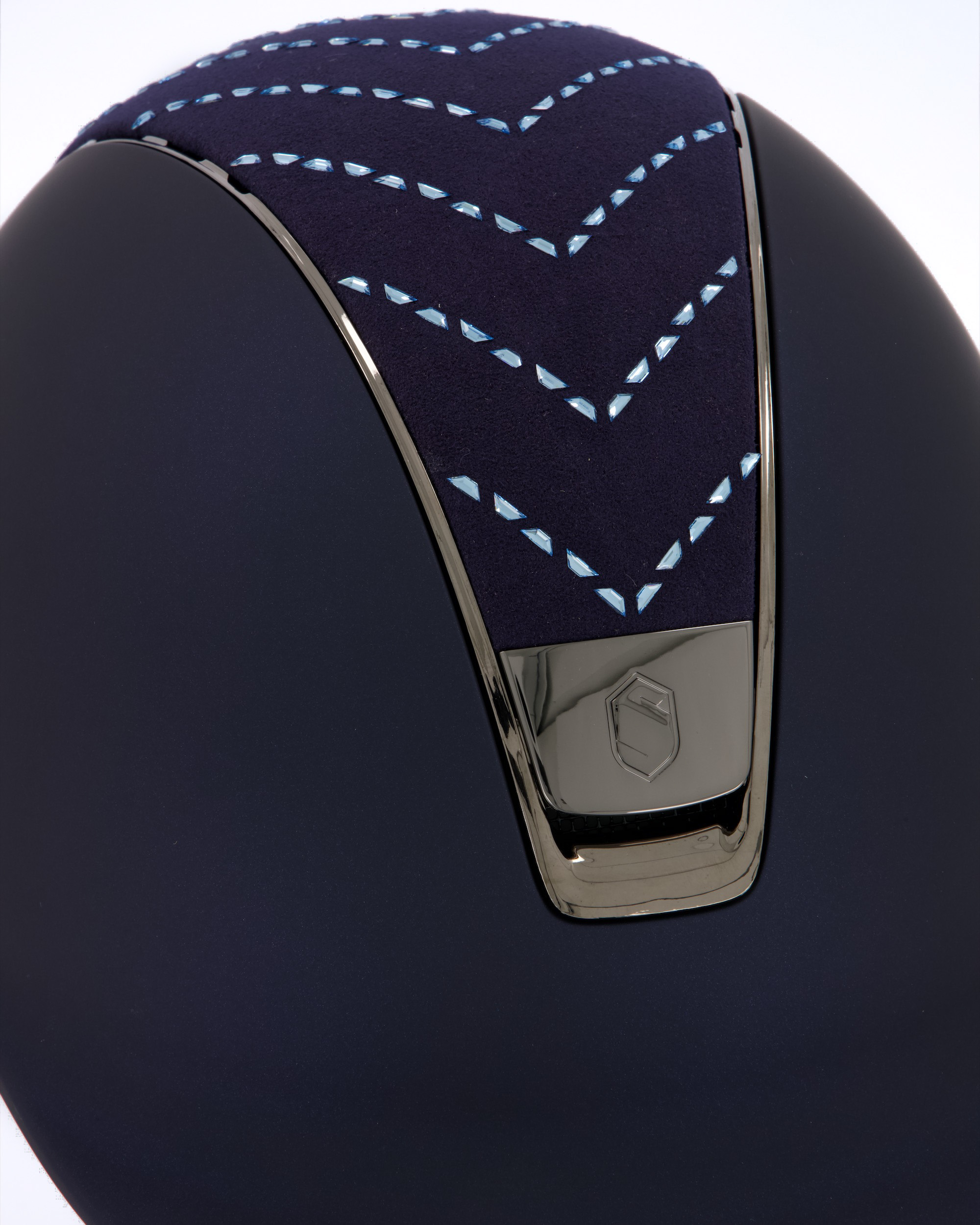 Riding helmet Shadowmatt Blue, Top Chevron Blue, Trim Black Chrome, Blason Black Chrome
