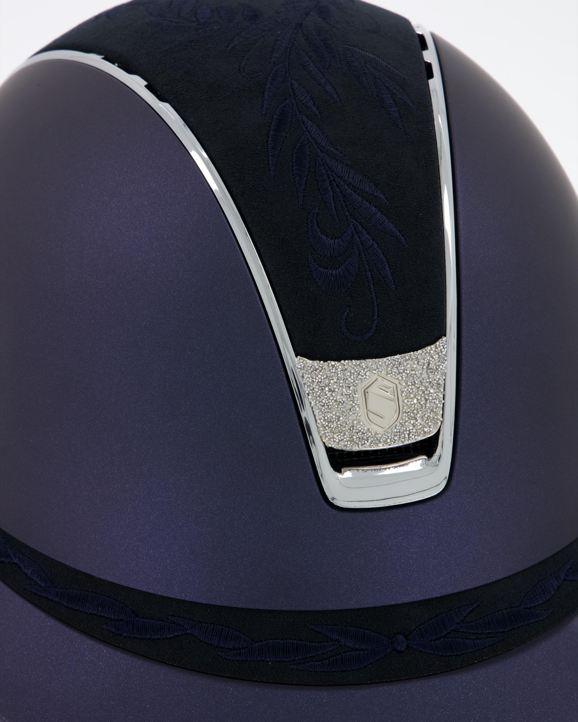 Reithelm 2.0 Miss Shield Shadowmatt Blue, Top u. Frontal Band Fower Embroidery, Trim Chrome, Blason Crystal Fabric Silver in blau